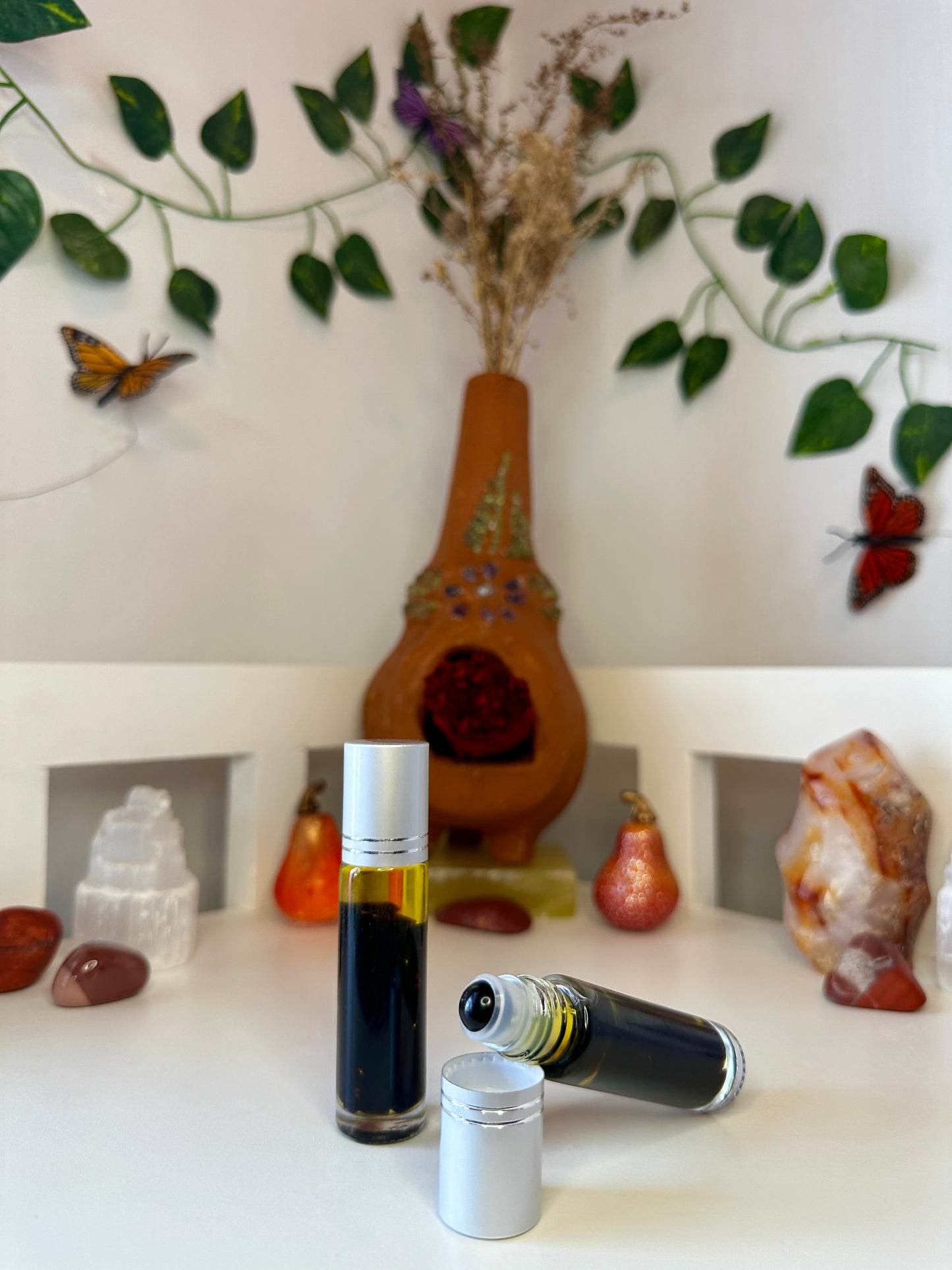 Confidence Garnet Essential Oil Roller